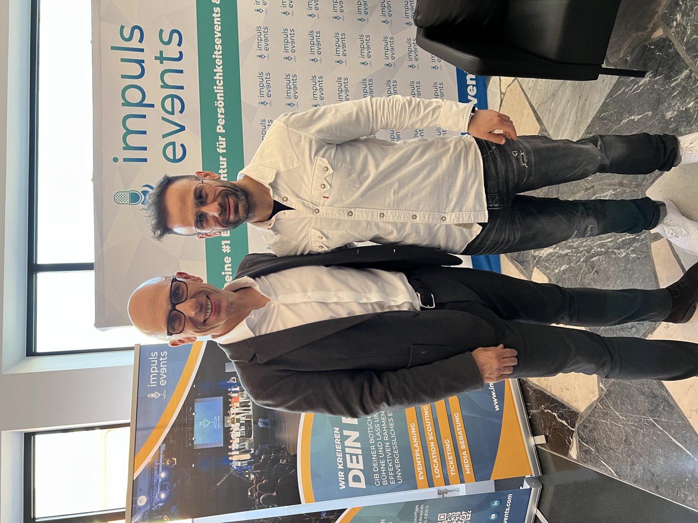 Fadi mit Kunde auf einem Event